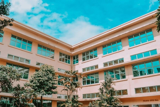 Sekolah Kencanakaurselatan